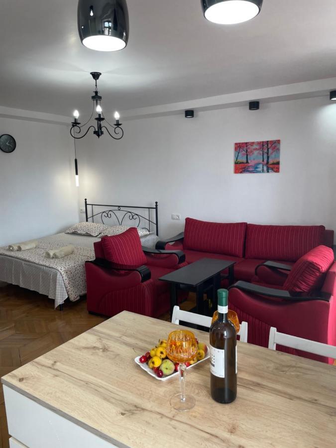 Apartment 2 Minutes From The Sea Batumi Eksteriør bilde